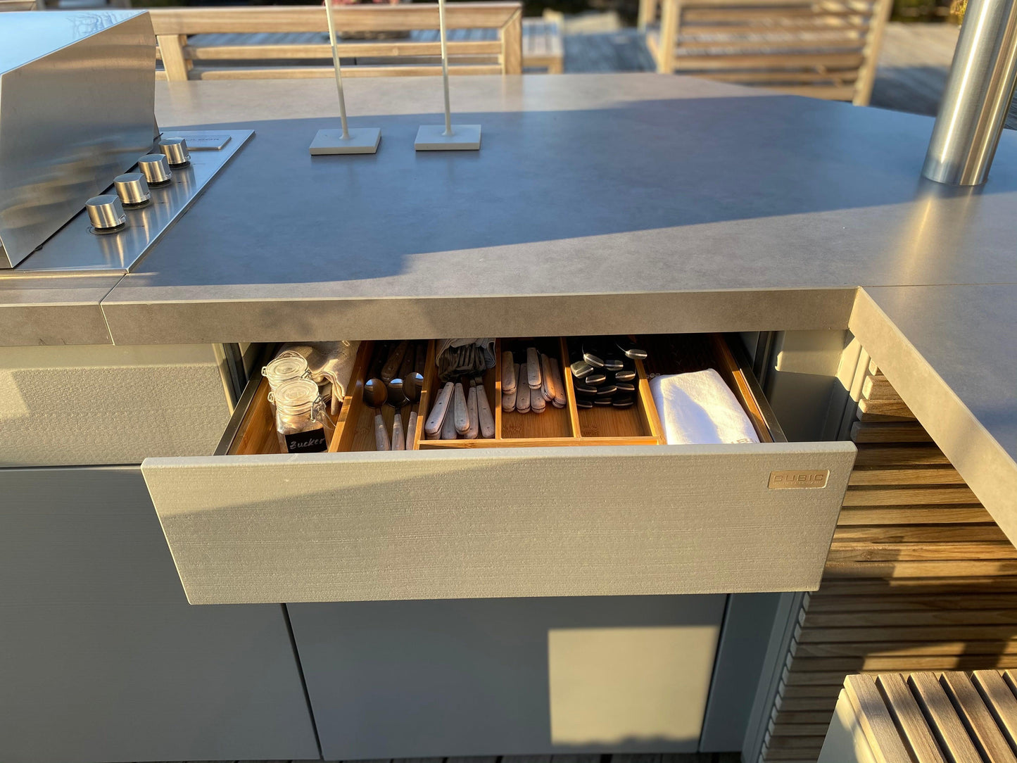 Cubic Outdoor Living Kitchen - C1 Style - Garden House Design