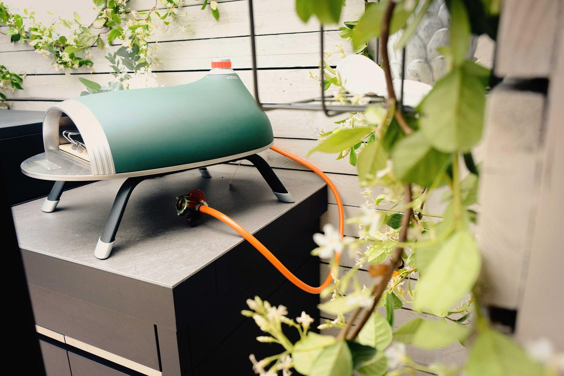 DeliVita Diavolo Outdoor Gas Oven - Garden House Design