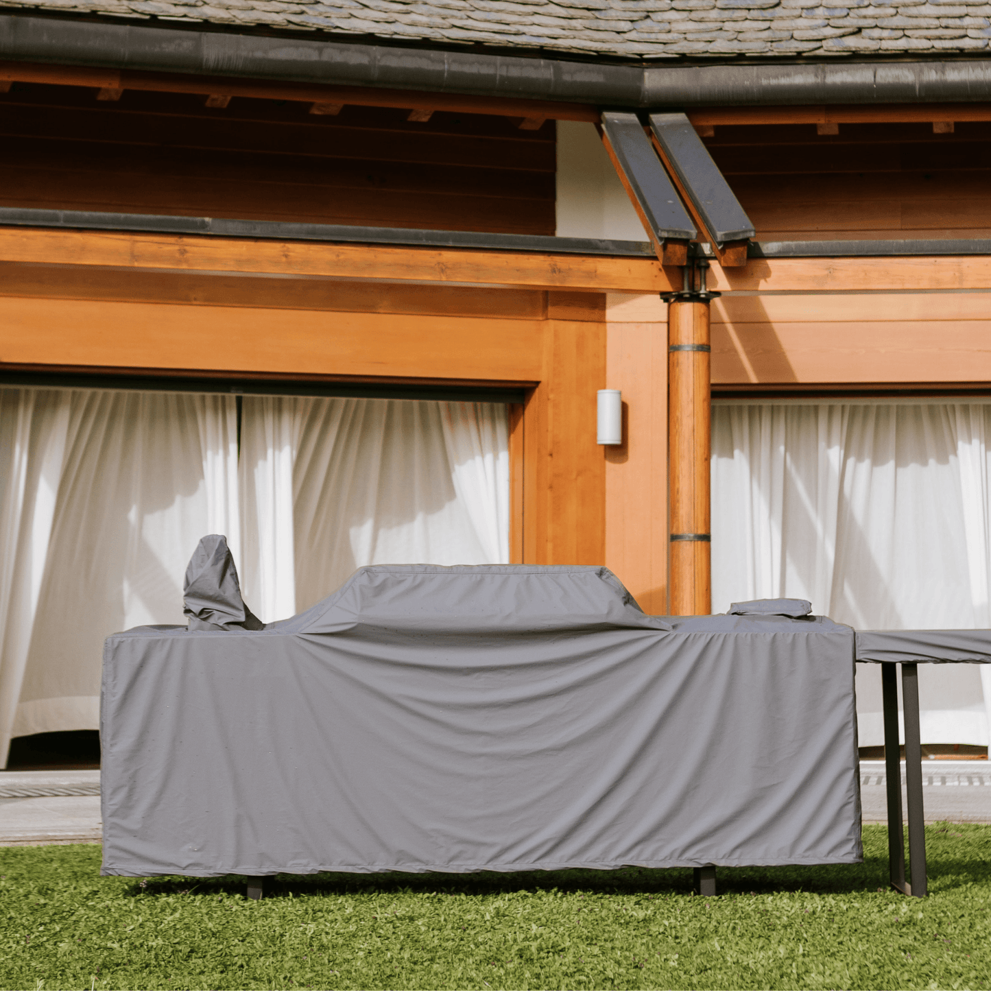 Fògher Agher Covers - Garden House Design