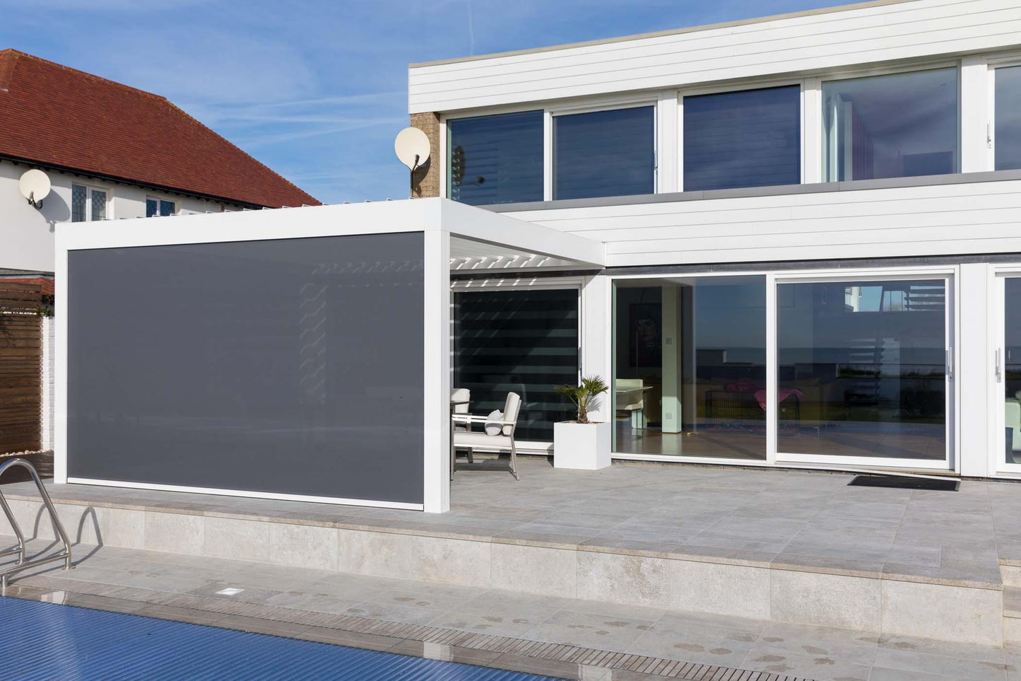 Renson Camargue Standard Size Canopy 1 Blind & 2 Lights - Garden House Design