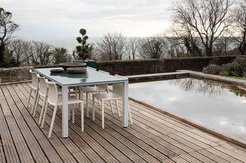 Vlaze ADAPT Dining Table - Garden House Design