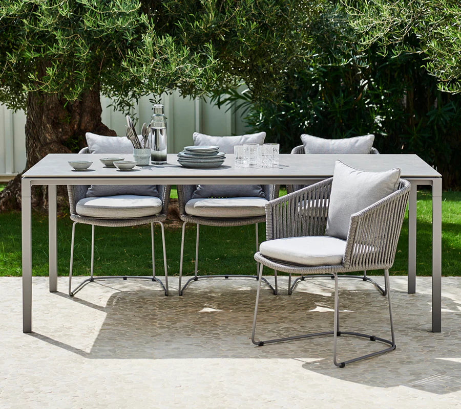 Cane-line Pure Dining Table (Additional Ceramics)