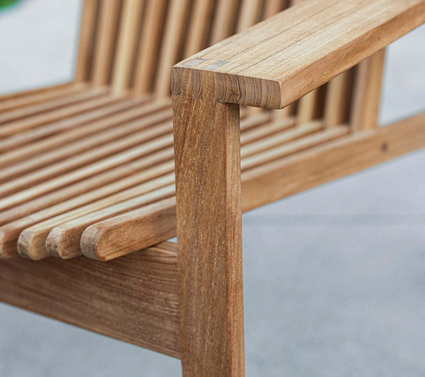 Amaze Lounge Chairs
