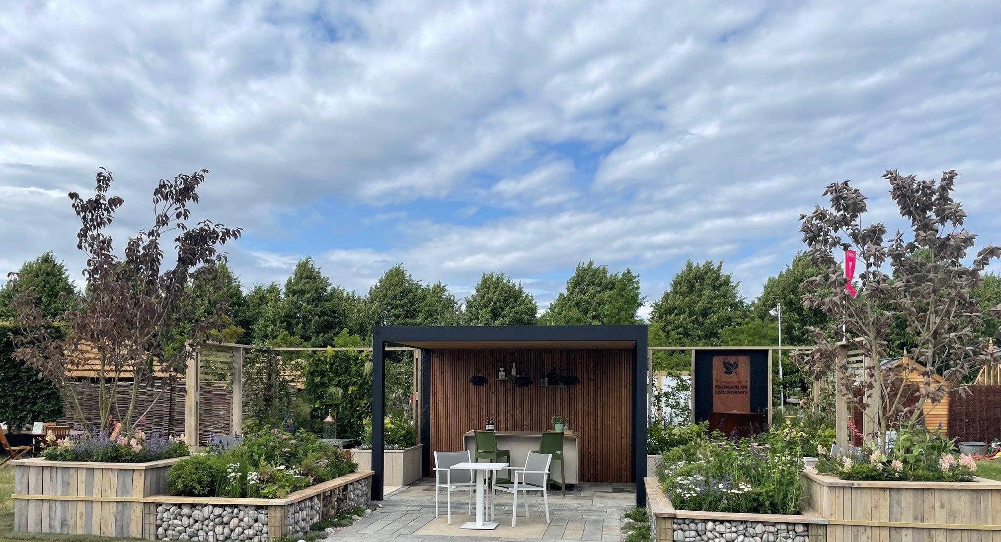 Maluwi_outdoor_canopy_with_APL_at_Hampton_Court_Flower_Show_2023_4 - Garden House Design