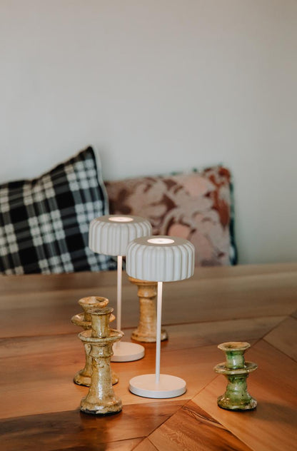Dentelles Bistro LED Lamp