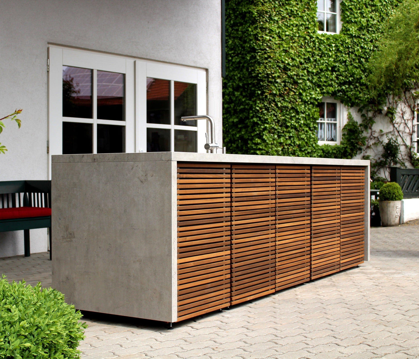 Cubic Outdoor Living Kitchen - C1 Style - Garden House Design