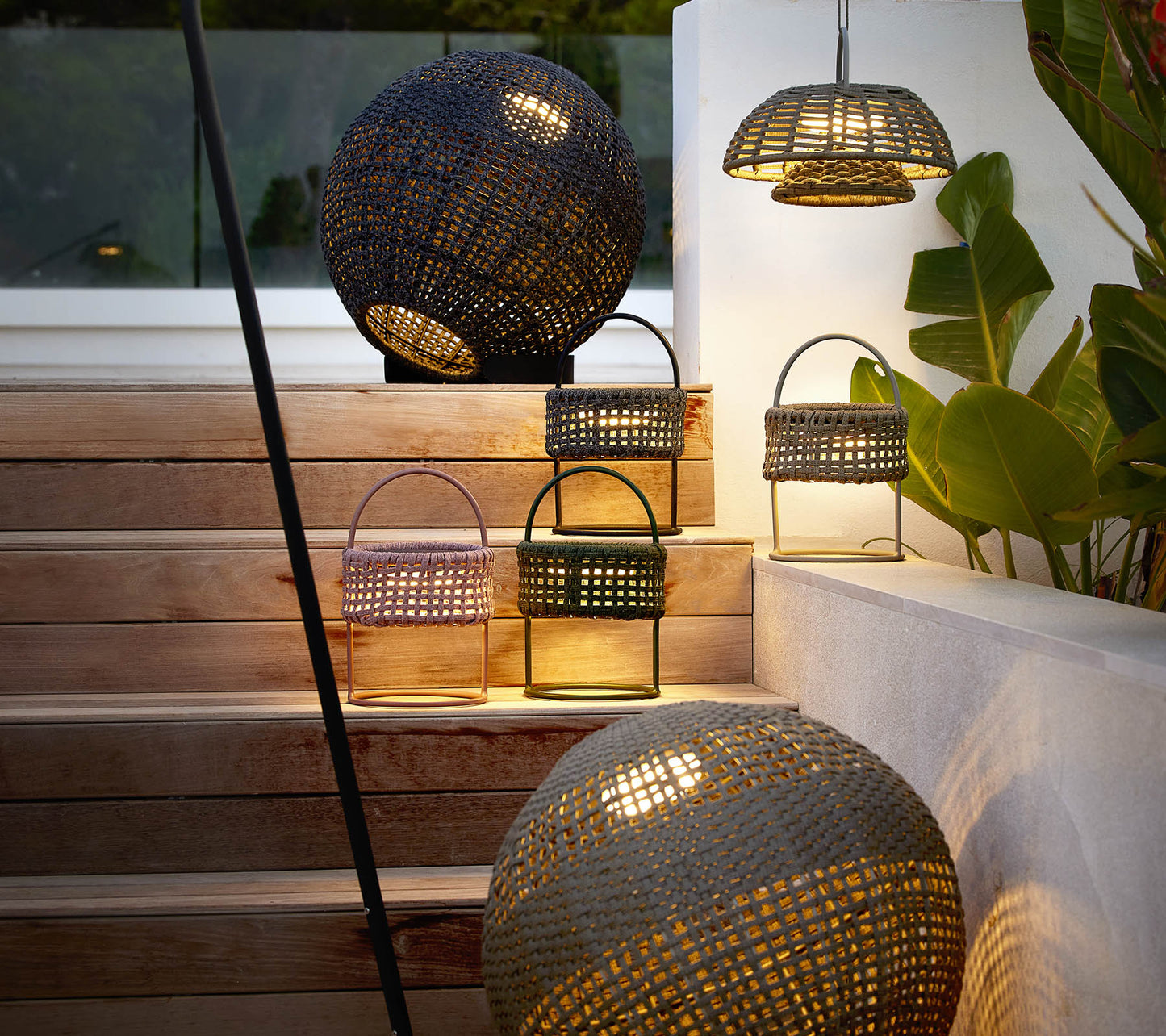 Illusion Lamp with Solar LED Insert