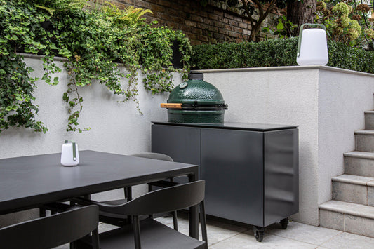 Vlaze ADAPT 120 with Big Green Egg - Garden House Design